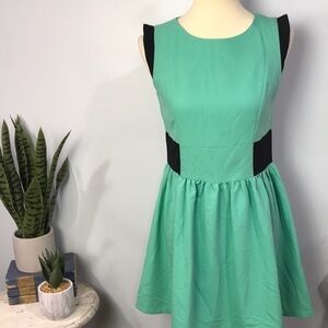 ❄️ Buttons Dress size small